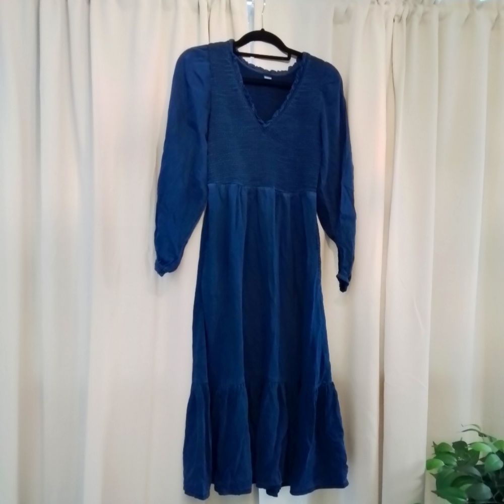 Women dress